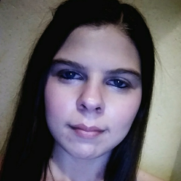 Meet your Posher, Tiffany - Picture 1 of 1